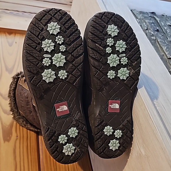 The North Face Boots - Picture 10 of 13